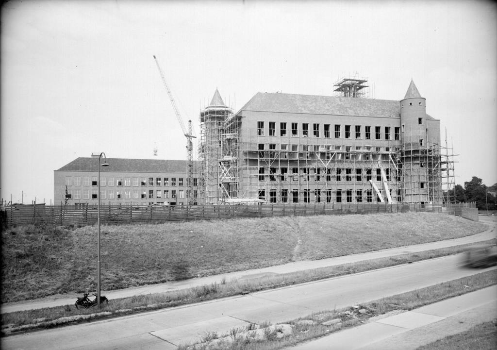 gezichtop[nieuwbouw1955vanafvlijmenseweg[1]